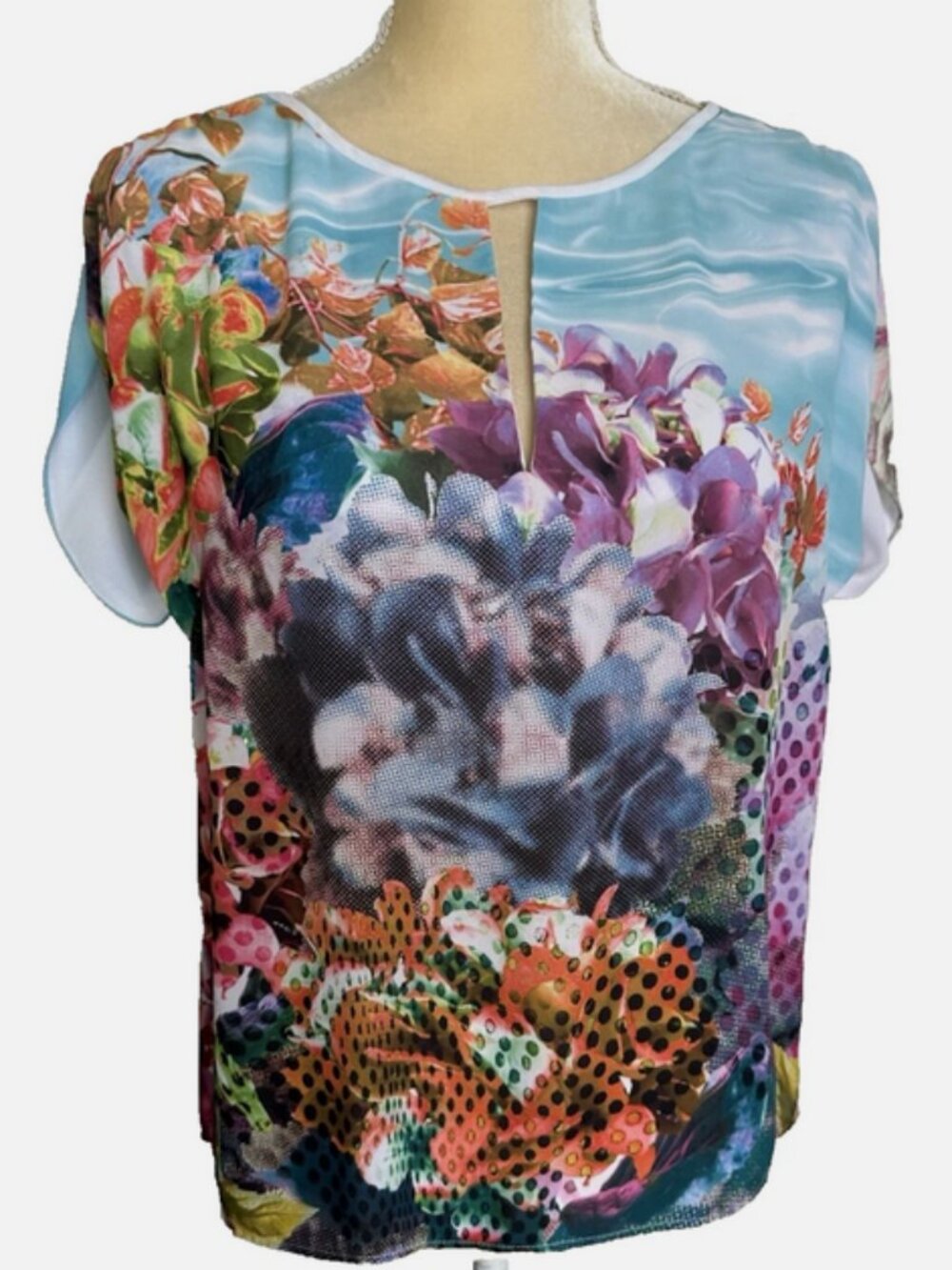 CLOVER CANYON Slit Flutter Sleeve Top Medium Keyhole